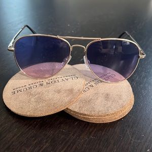 Aviator Style Sunglasses